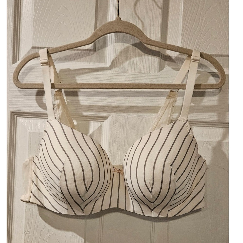 Cacique Lightly Lined Balconette Bra 42D Ivory Gray Stripe Convertible Racerback